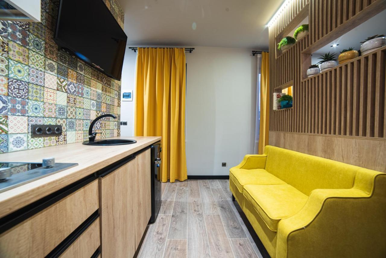 Luxury Apartments Petofi Ujhorod Exterior foto