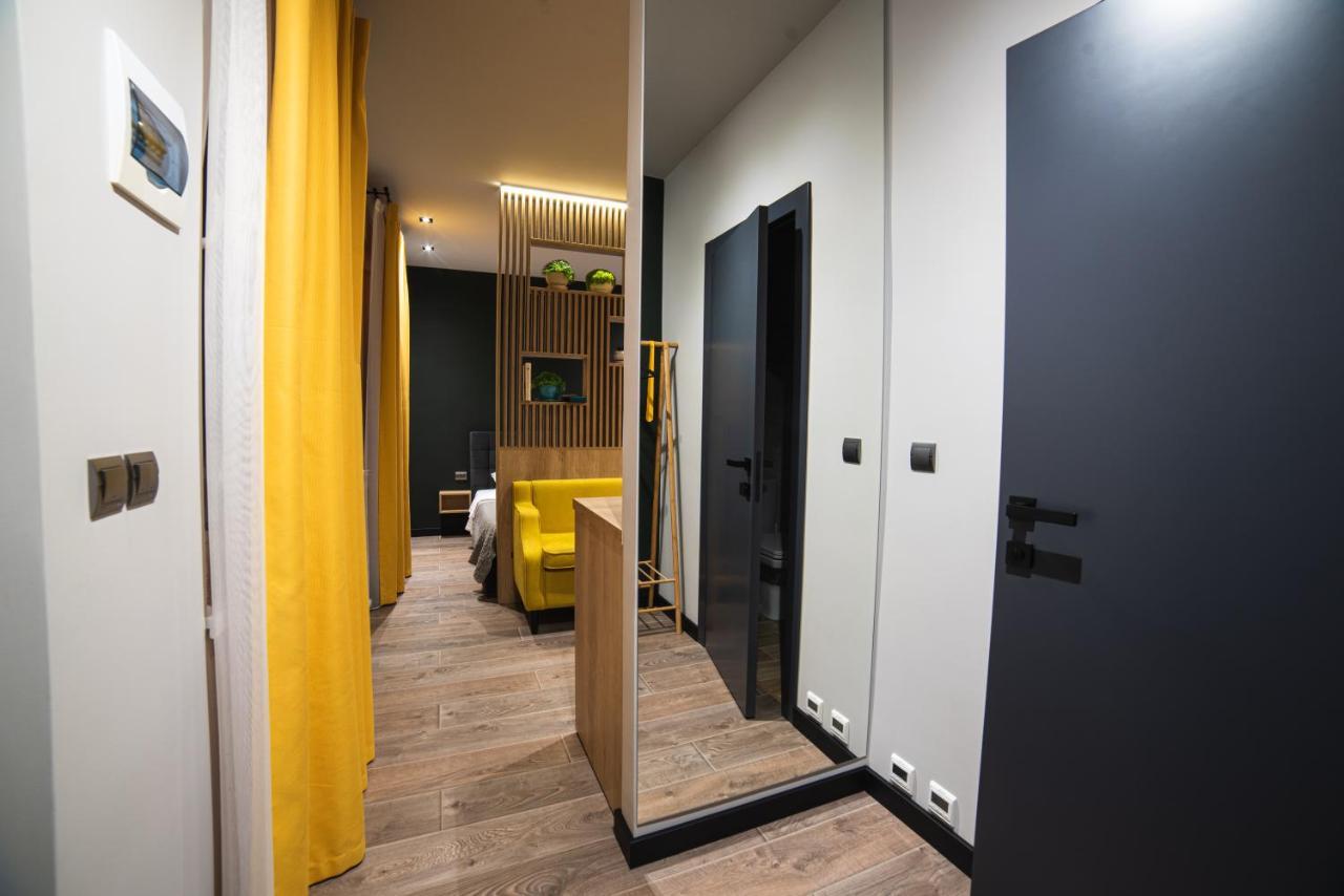 Luxury Apartments Petofi Ujhorod Exterior foto