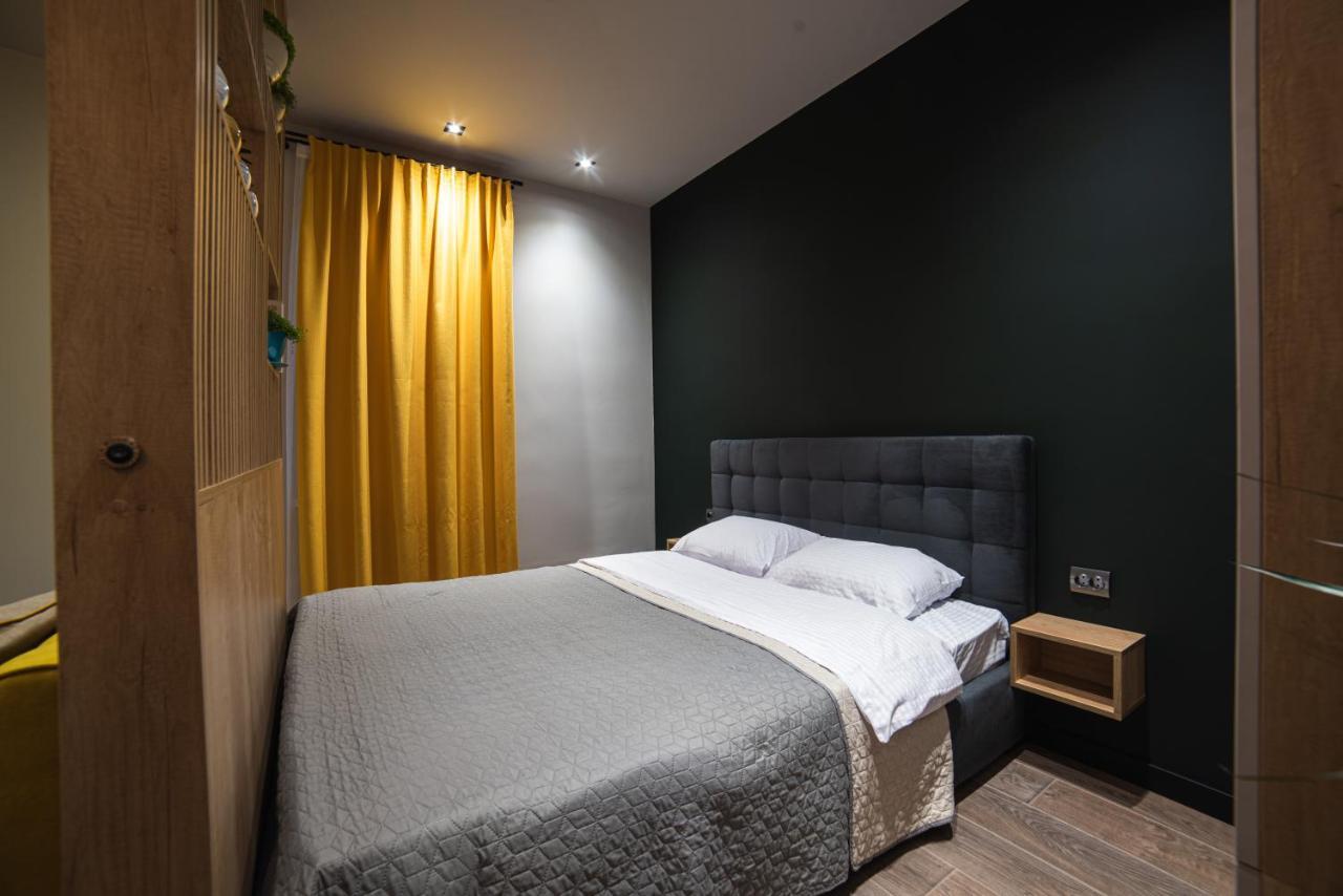 Luxury Apartments Petofi Ujhorod Exterior foto