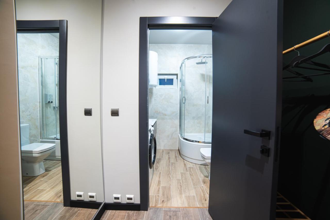 Luxury Apartments Petofi Ujhorod Exterior foto